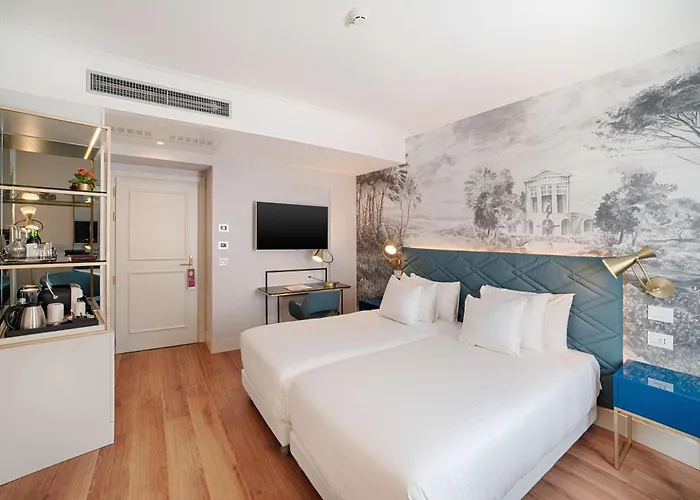 Otel Nh Collection Fori Imperiali 5*