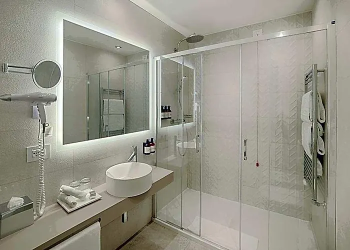 Otel Nh Collection Fori Imperiali 5*